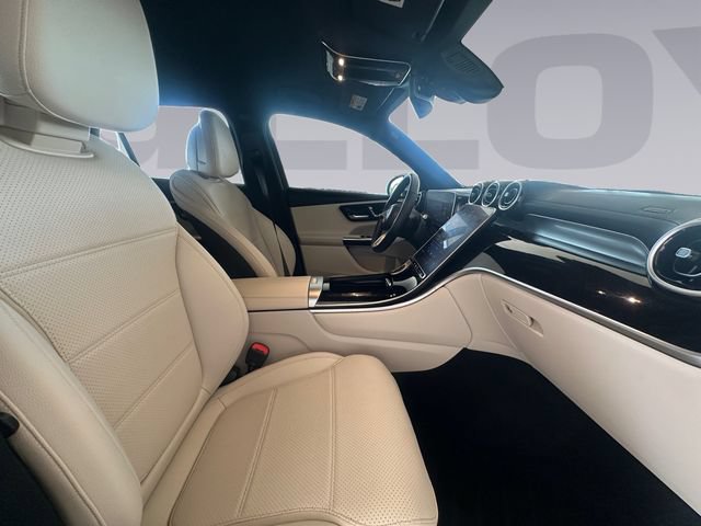 Used 2023 Mercedes-Benz GLC 300 4MATIC image 17