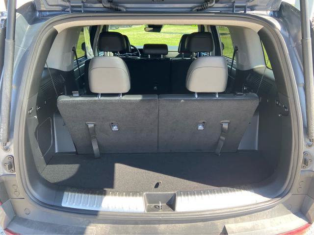 Used 2025 Hyundai Santa Fe Limited FWD image 7