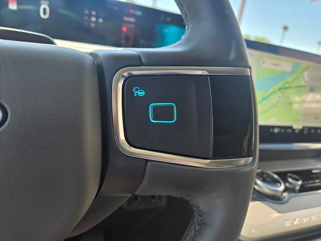 Certified 2025 Ford Expedition Active AWD/4WD image 27