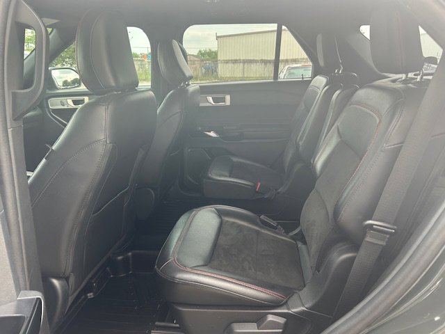 Certified 2023 Ford Explorer ST-Line AWD/4WD image 10