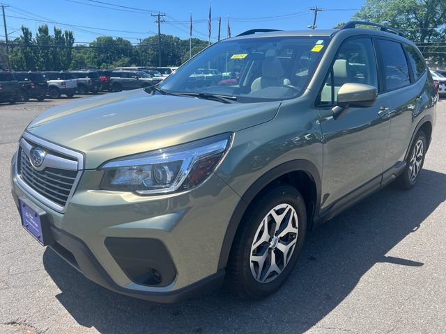 Used 2019 Subaru Forester Premium w/ All-Weather Package AWD/4WD image 3