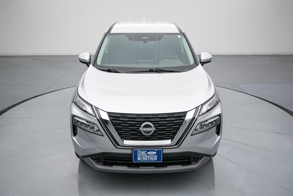 Used 2023 Nissan Rogue SV AWD/4WD image 9