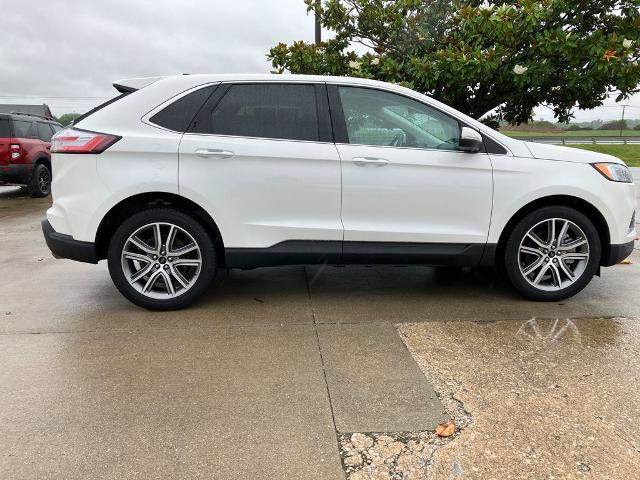 Certified 2024 Ford Edge Titanium w/ Equipment Group 301A AWD/4WD image 7