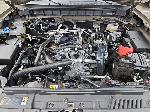 Certified 2025 Ford Bronco Outer Banks AWD/4WD image 35