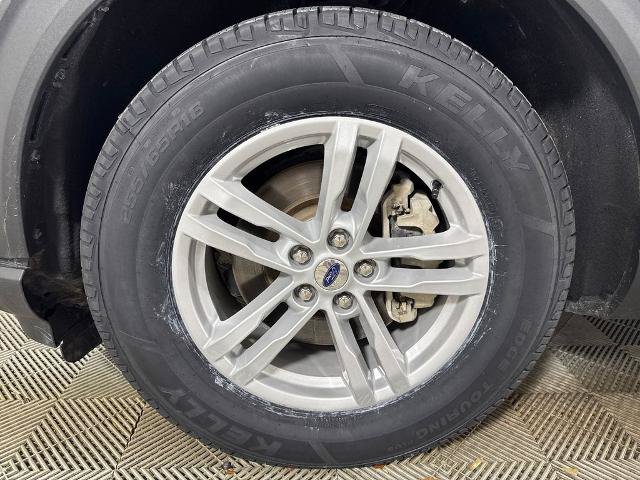 Certified 2023 Ford Explorer XLT RWD image 8