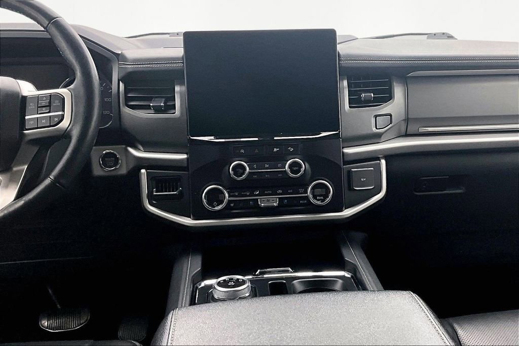Certified 2024 Ford Expedition Max XLT image 8