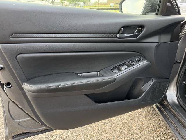Used 2026 Nissan Altima 2.5 SV FWD image 12