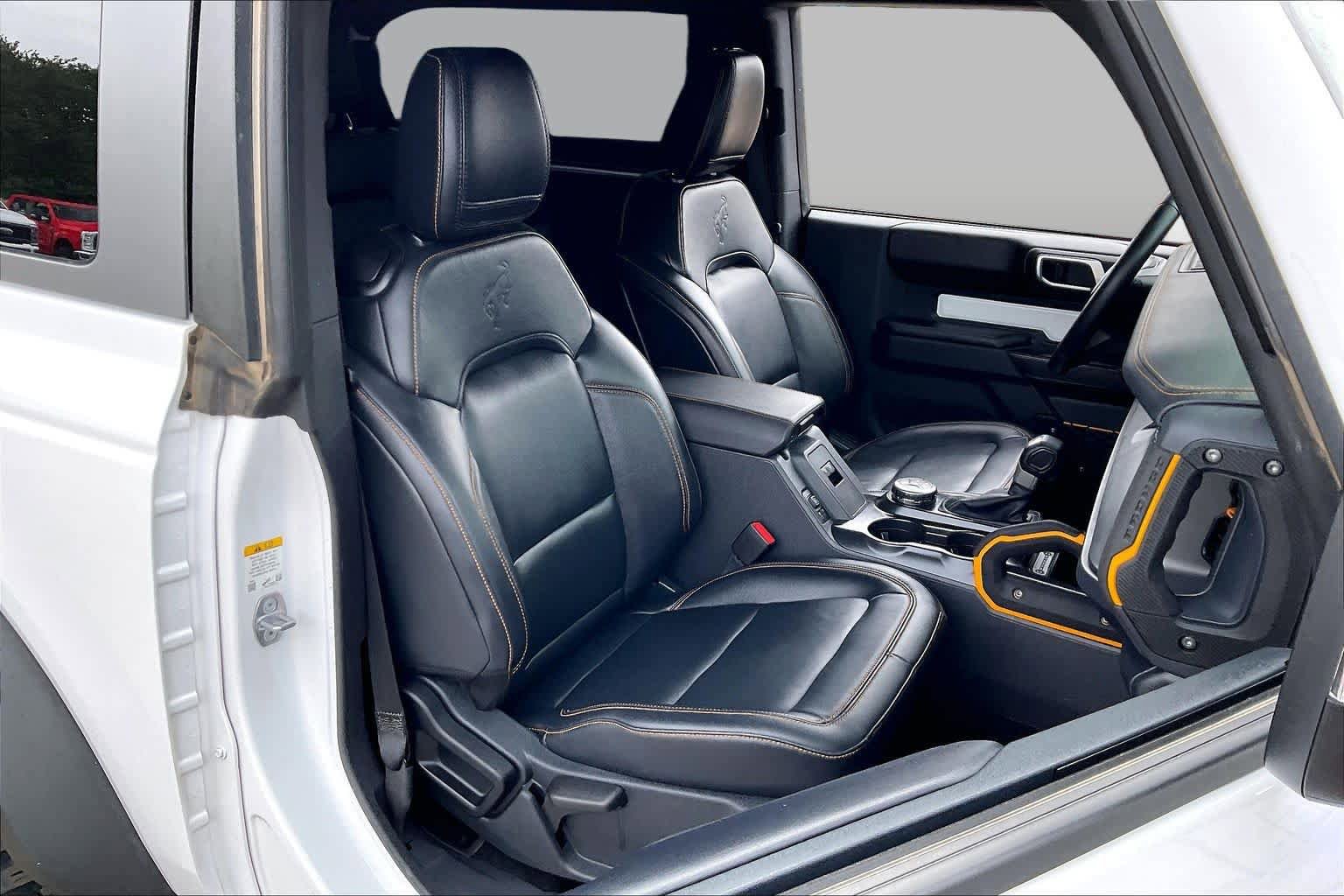 Certified 2024 Ford Bronco Badlands AWD/4WD image 8