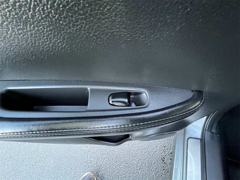 Used 2019 Nissan Rogue Sport SL w/ Premium Package image 26