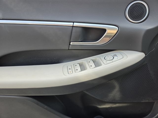 Used 2023 Hyundai Sonata SEL w/ Preferred Accessory Package FWD image 26
