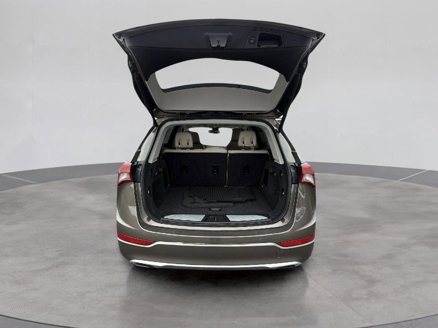 Used 2019 Buick Envision Premium w/ Driver Confidence Package image 20