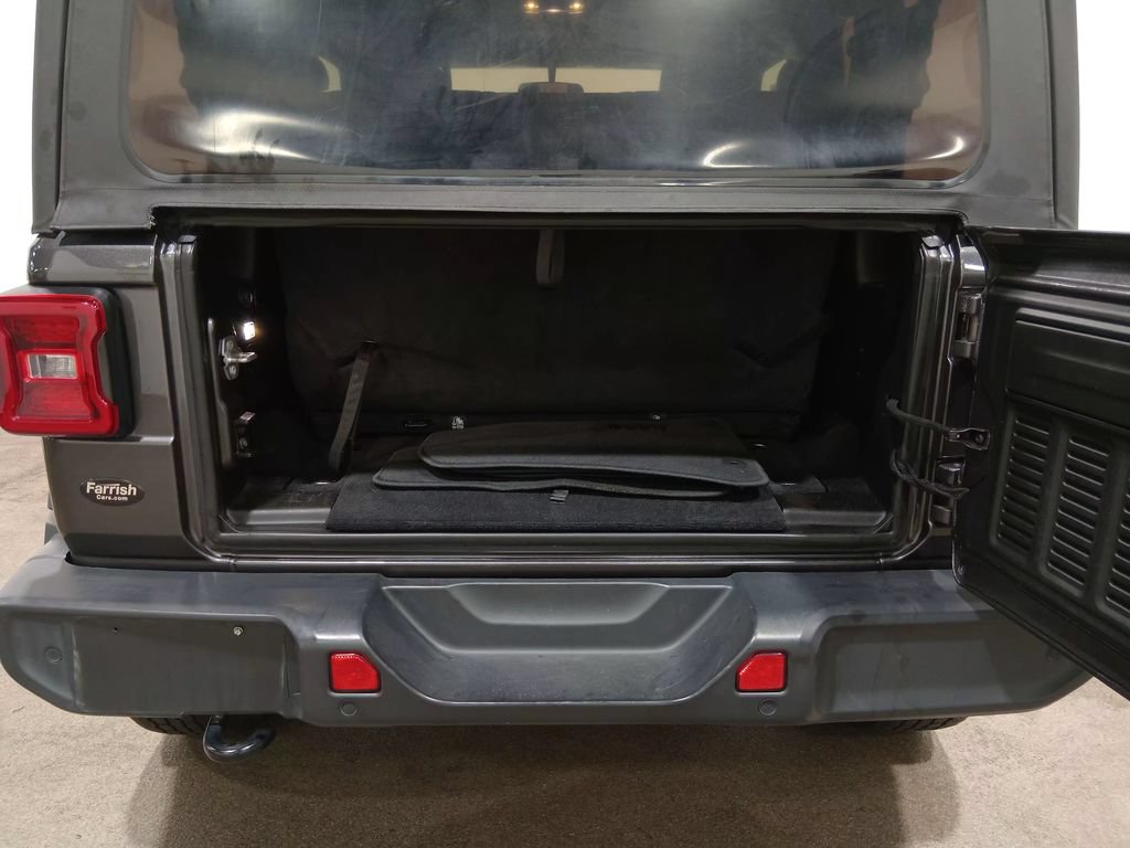 Used 2020 Jeep Wrangler Sport AWD/4WD image 6