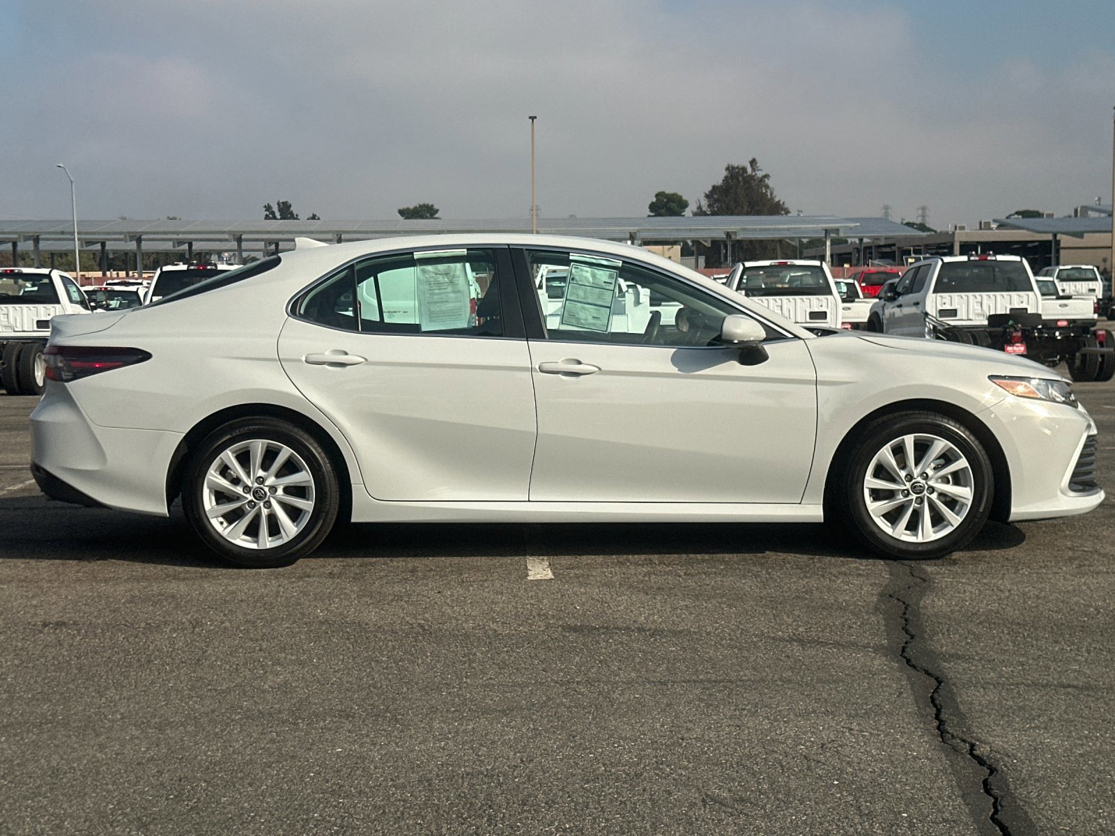 Used 2024 Toyota Camry LE image 6