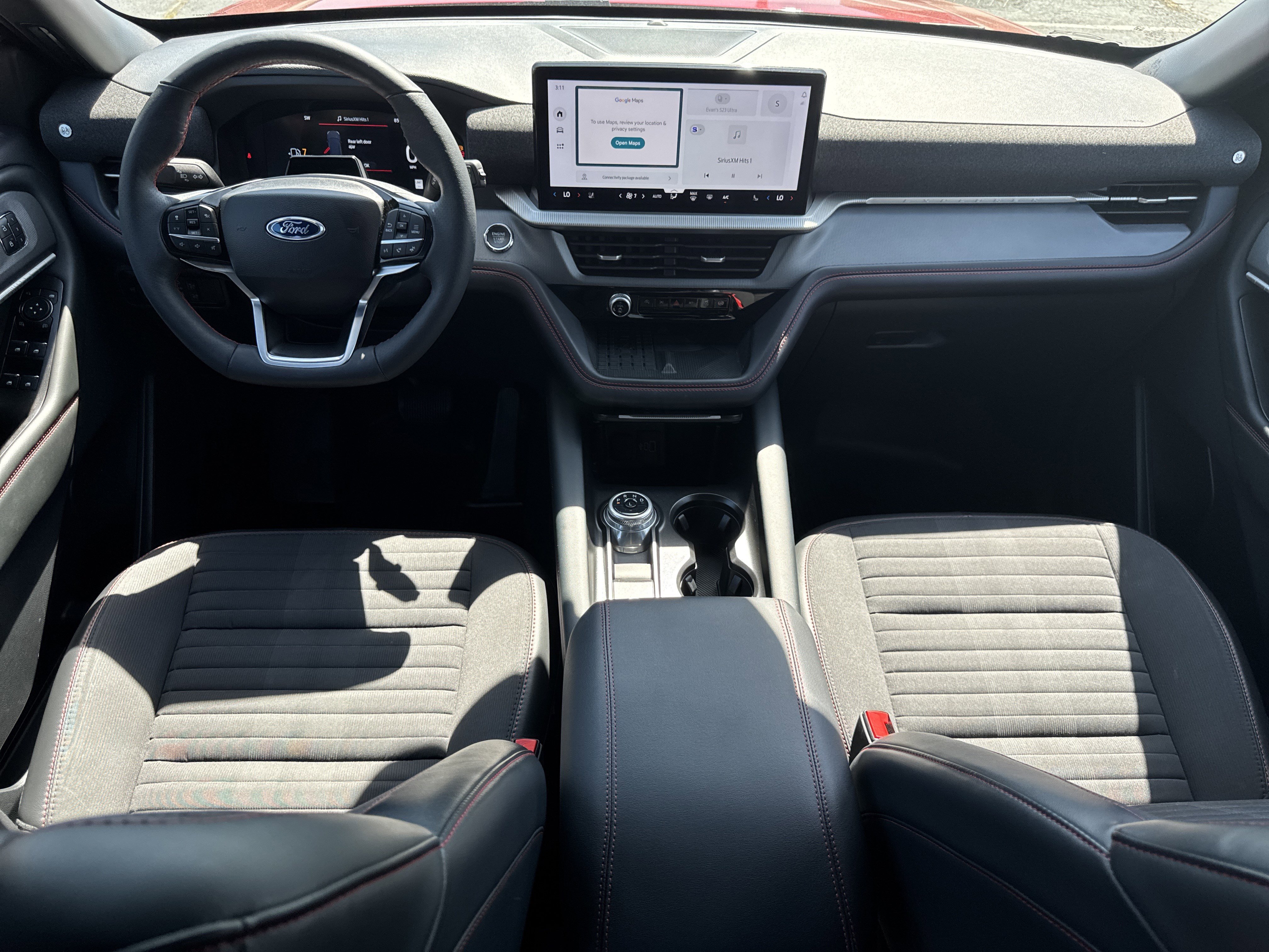 Certified 2025 Ford Explorer ST-Line w/ Premium Package RWD image 27