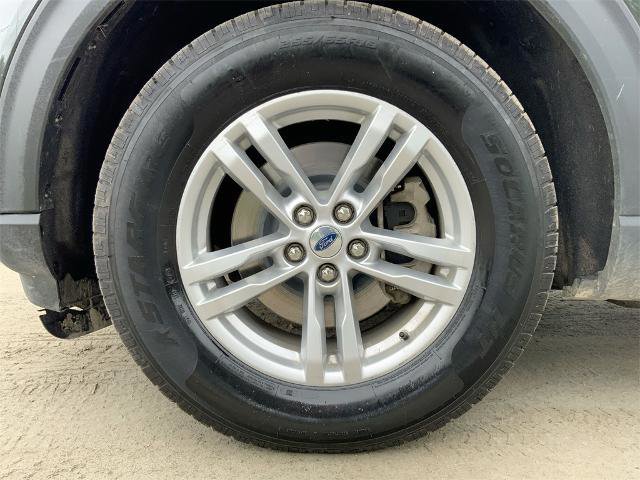 Certified 2022 Ford Explorer XLT w/ Equipment Group 202A image 10