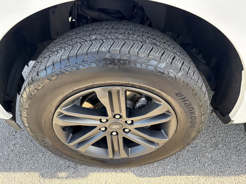 Certified 2021 Ford F150 Lariat w/ Equipment Group 502A High image 12