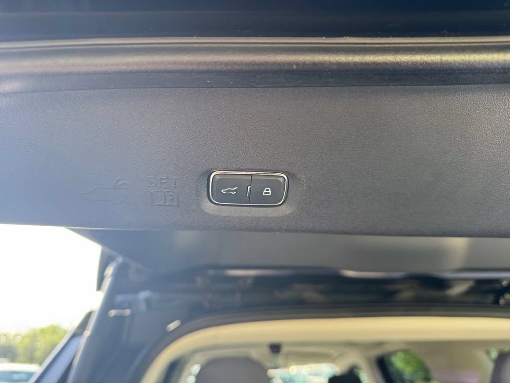 Certified 2025 Ford Expedition Active RWD image 30