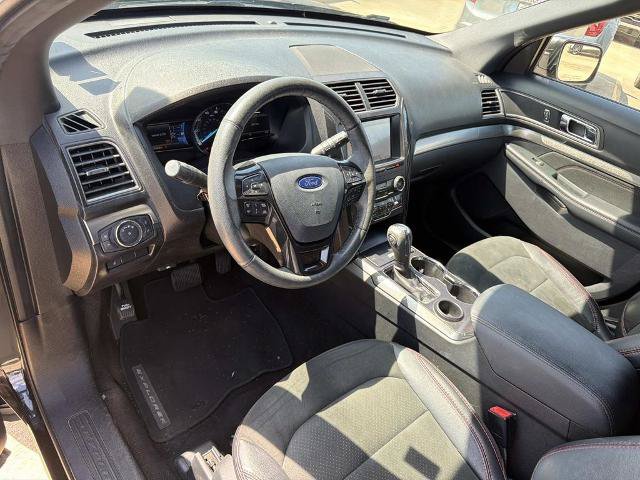 Certified 2019 Ford Explorer XLT w/ Equipment Group 202A FWD image 21