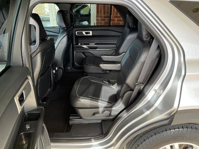 Certified 2020 Ford Explorer XLT w/ Equipment Group 202A image 23