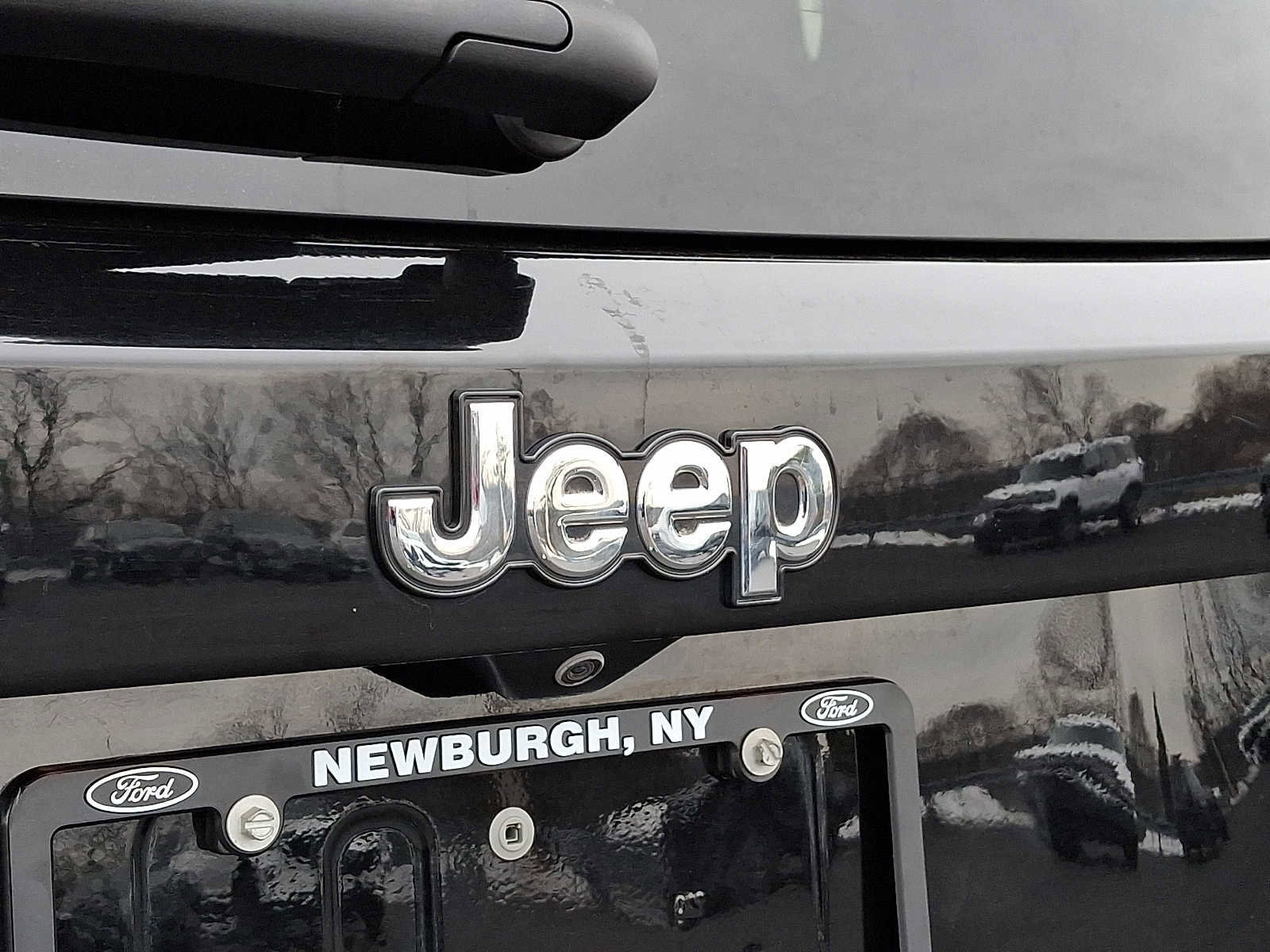 Used 2019 Jeep Renegade Latitude w/ UConnect 8.4 Nav Group image 29