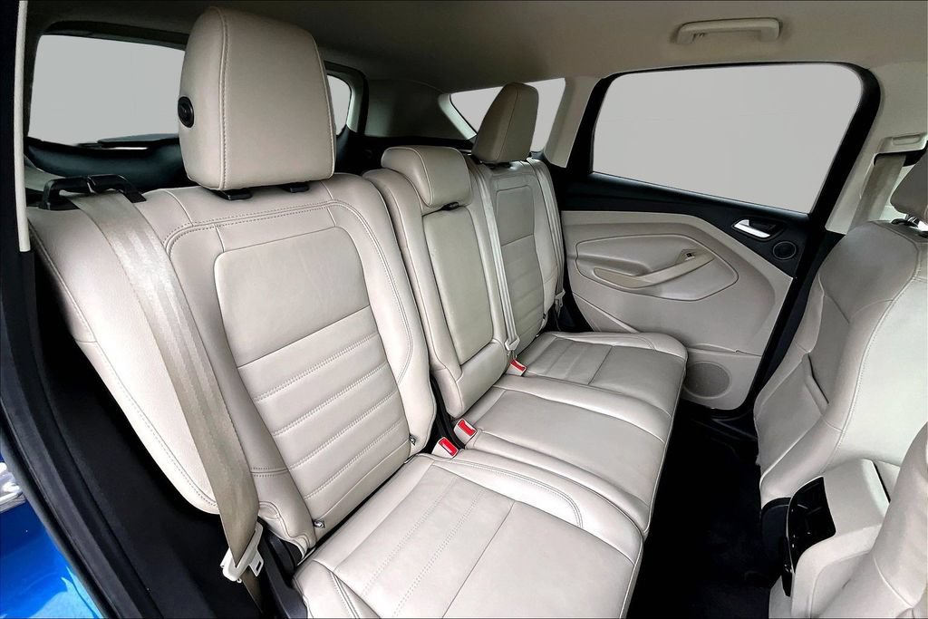 Certified 2017 Ford Escape Titanium FWD image 27