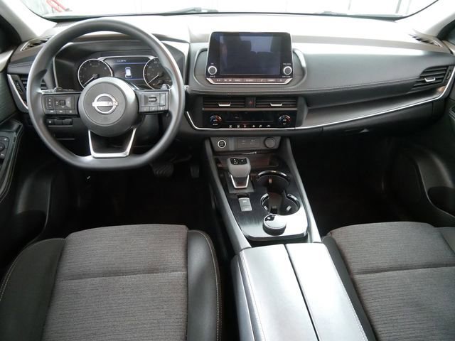 Used 2023 Nissan Rogue SV AWD/4WD image 9