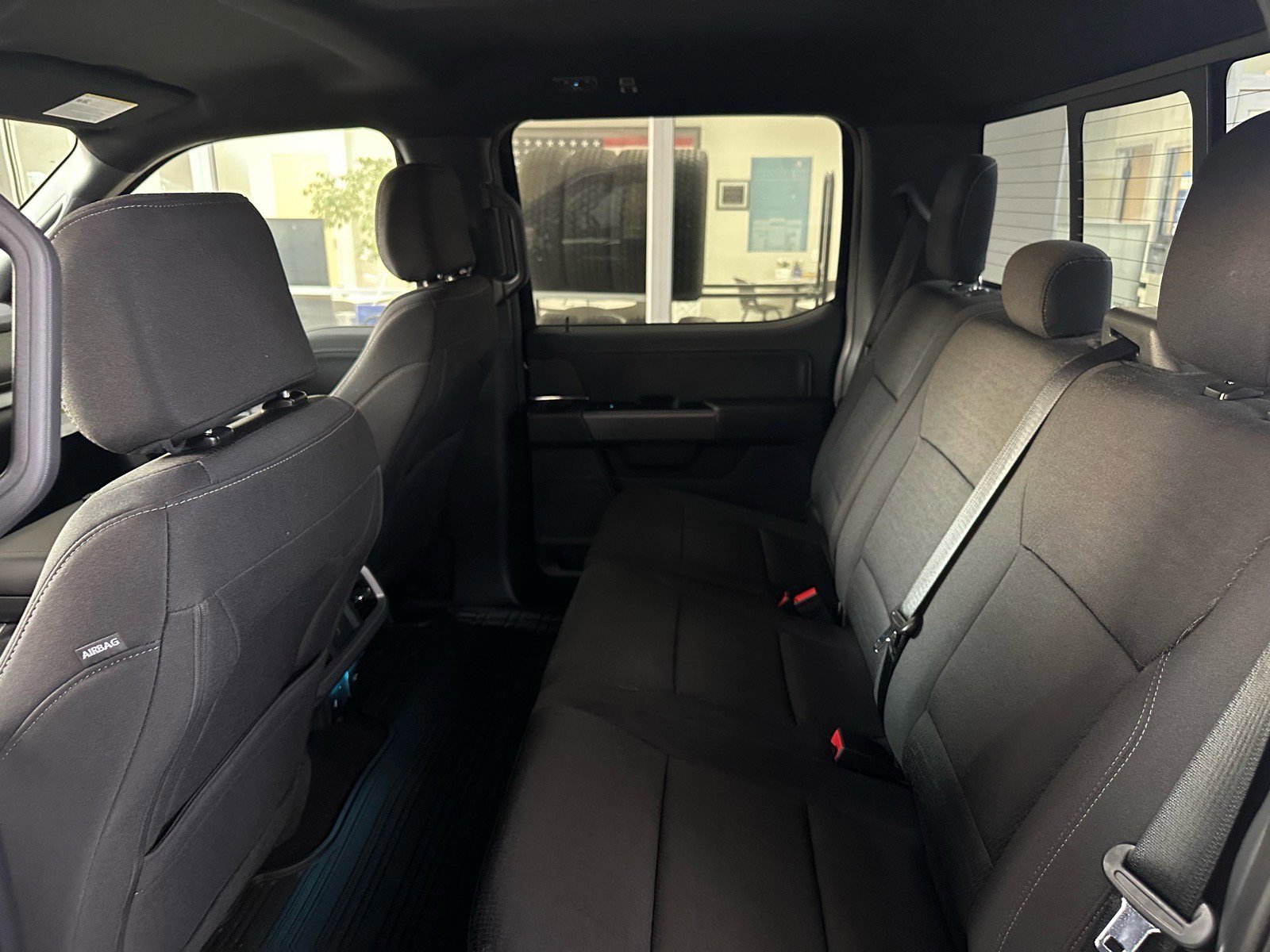 Certified 2025 Ford F150 XLT w/ Equipment Group 302A MID image 27