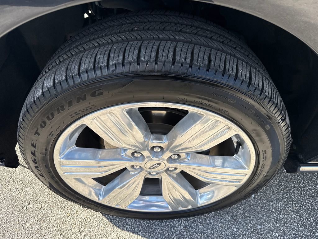 Certified 2024 Ford Expedition Platinum image 13