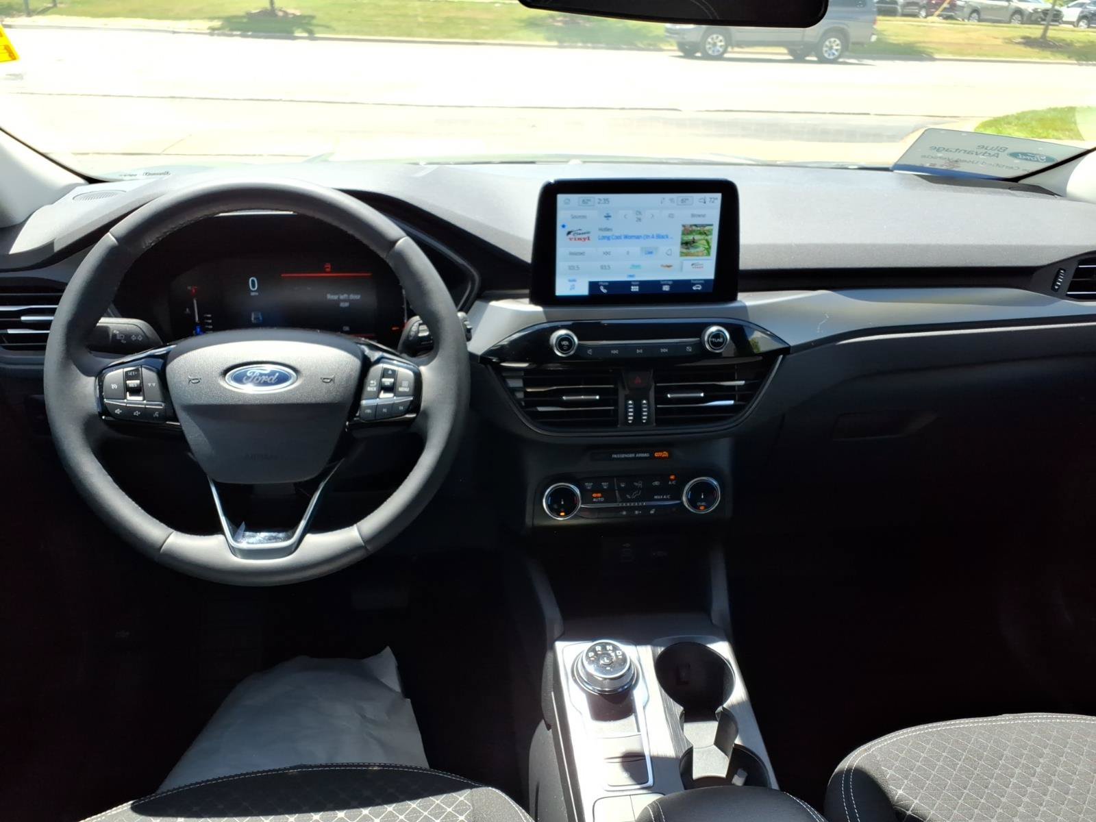 Certified 2024 Ford Escape Active w/ Cold Weather Package FWD image 5