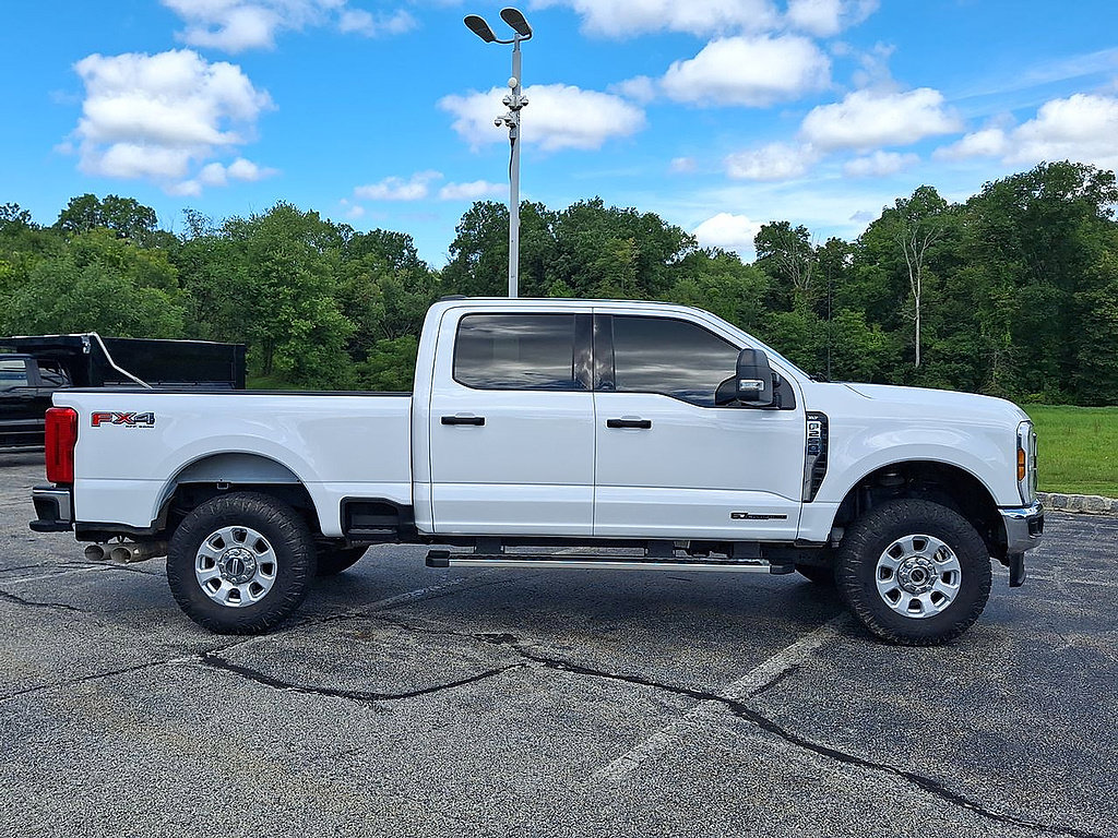 Certified 2024 Ford F250 XLT w/ FX4 Off-Road Package AWD/4WD image 26