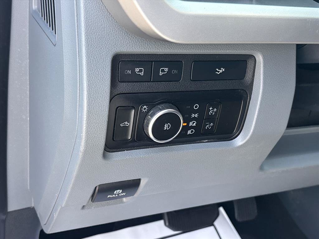 Certified 2023 Ford F250 XLT w/ XLT Premium Package AWD/4WD image 28