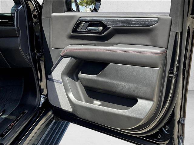 Used 2026 GMC Yukon XL AT4 Ultimate AWD/4WD image 18