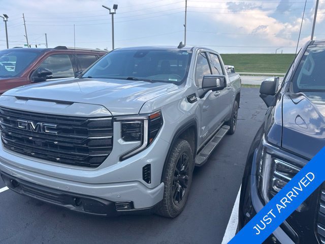 Used 2024 GMC Sierra 1500 Elevation w/ Elevation Premium Package AWD/4WD image 1