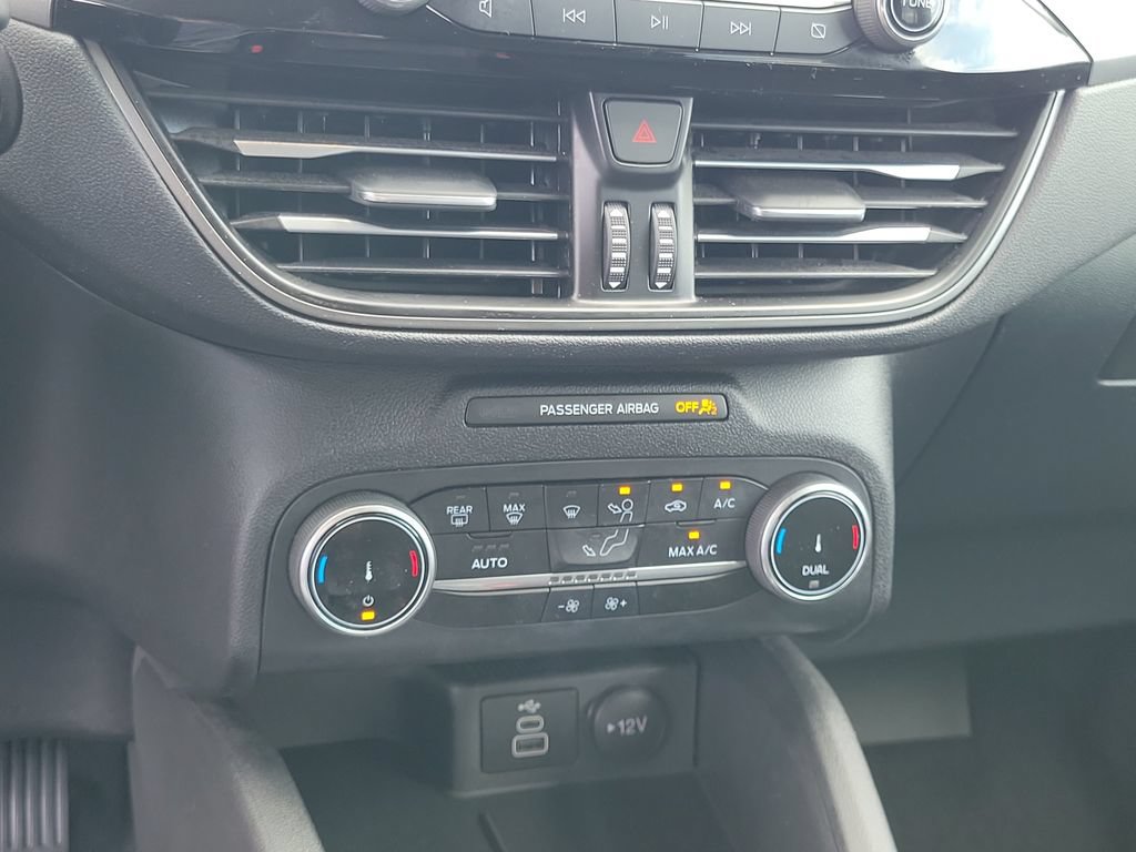 Certified 2025 Ford Escape Active AWD/4WD image 28