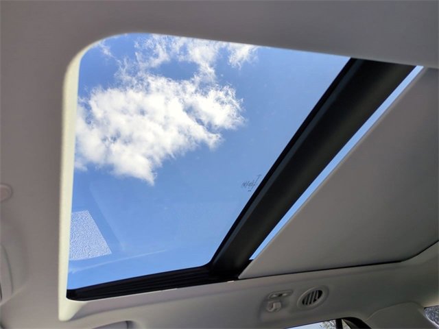 Certified 2025 Ford Explorer Platinum w/ Ultimate Package image 19