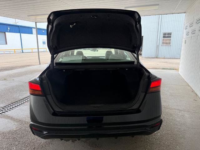 Used 2024 Nissan Altima 2.5 SV FWD image 26