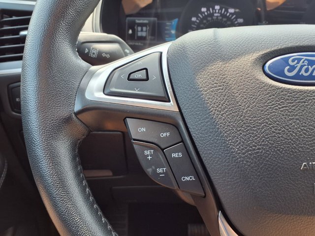 Certified 2024 Ford Edge SEL w/ Convenience Package AWD/4WD image 17