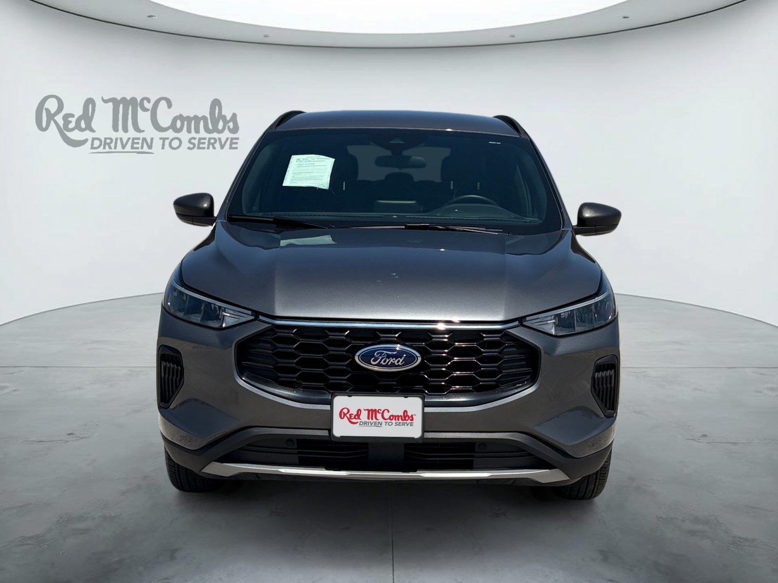 Certified 2025 Ford Escape ST-Line AWD/4WD image 2