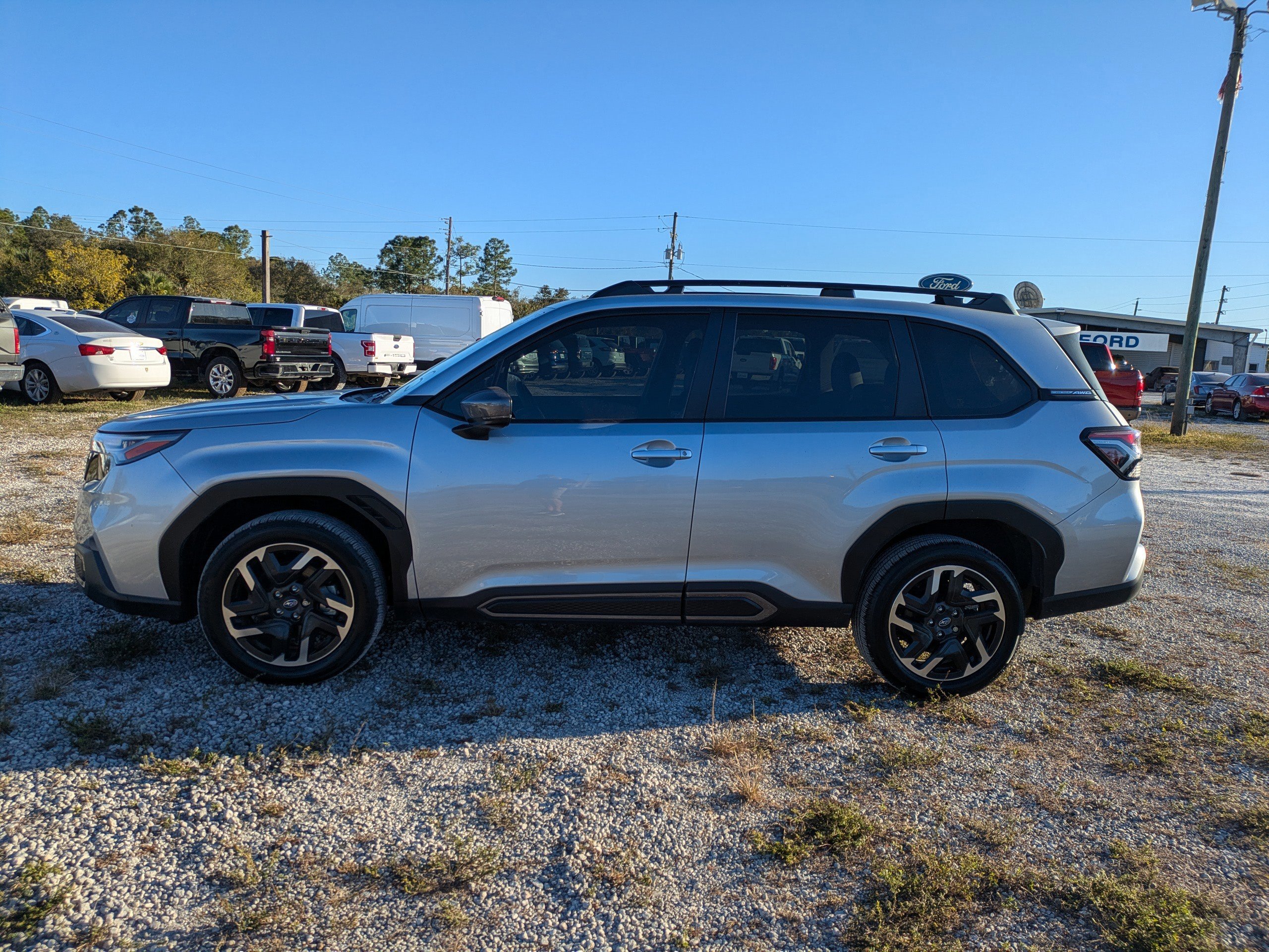 Used 2025 Subaru Forester Limited image 2