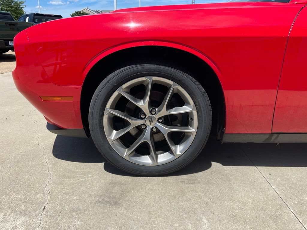 Used 2022 Dodge Challenger SXT w/ Plus Package RWD image 16