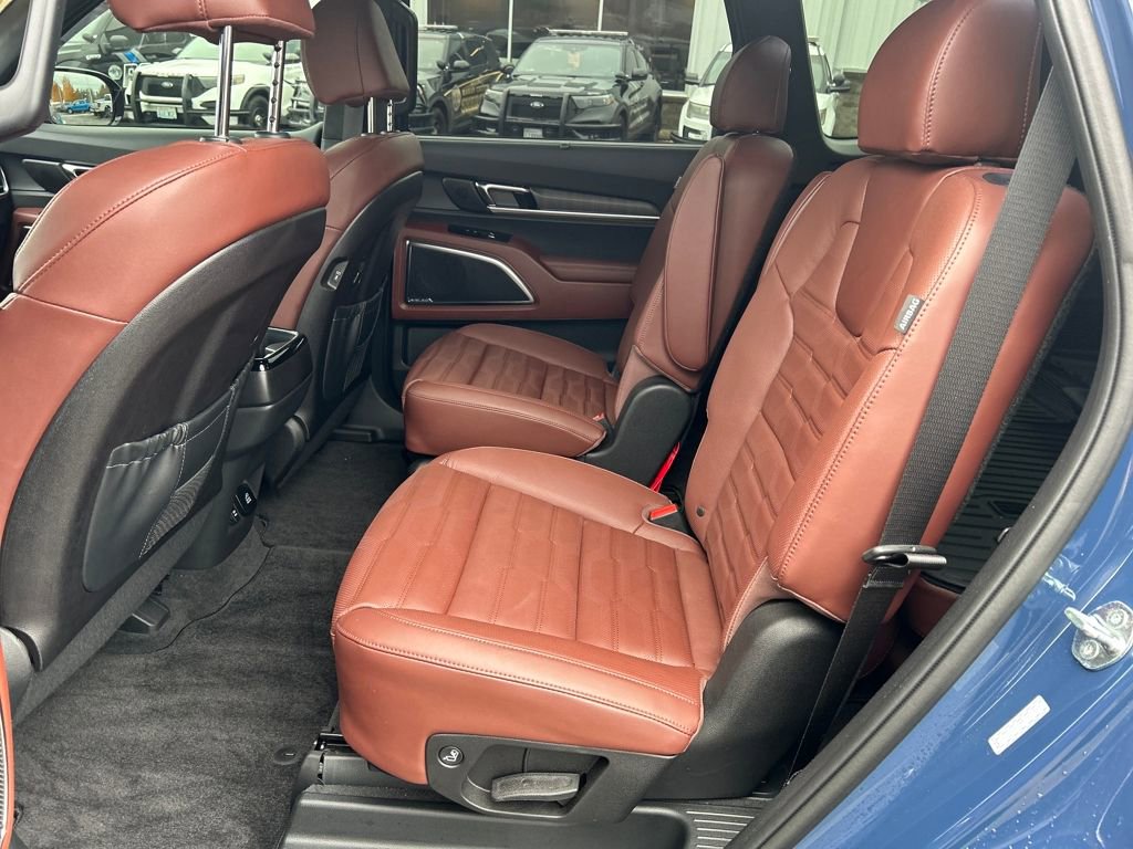 Used 2024 Kia Telluride SX Prestige image 9