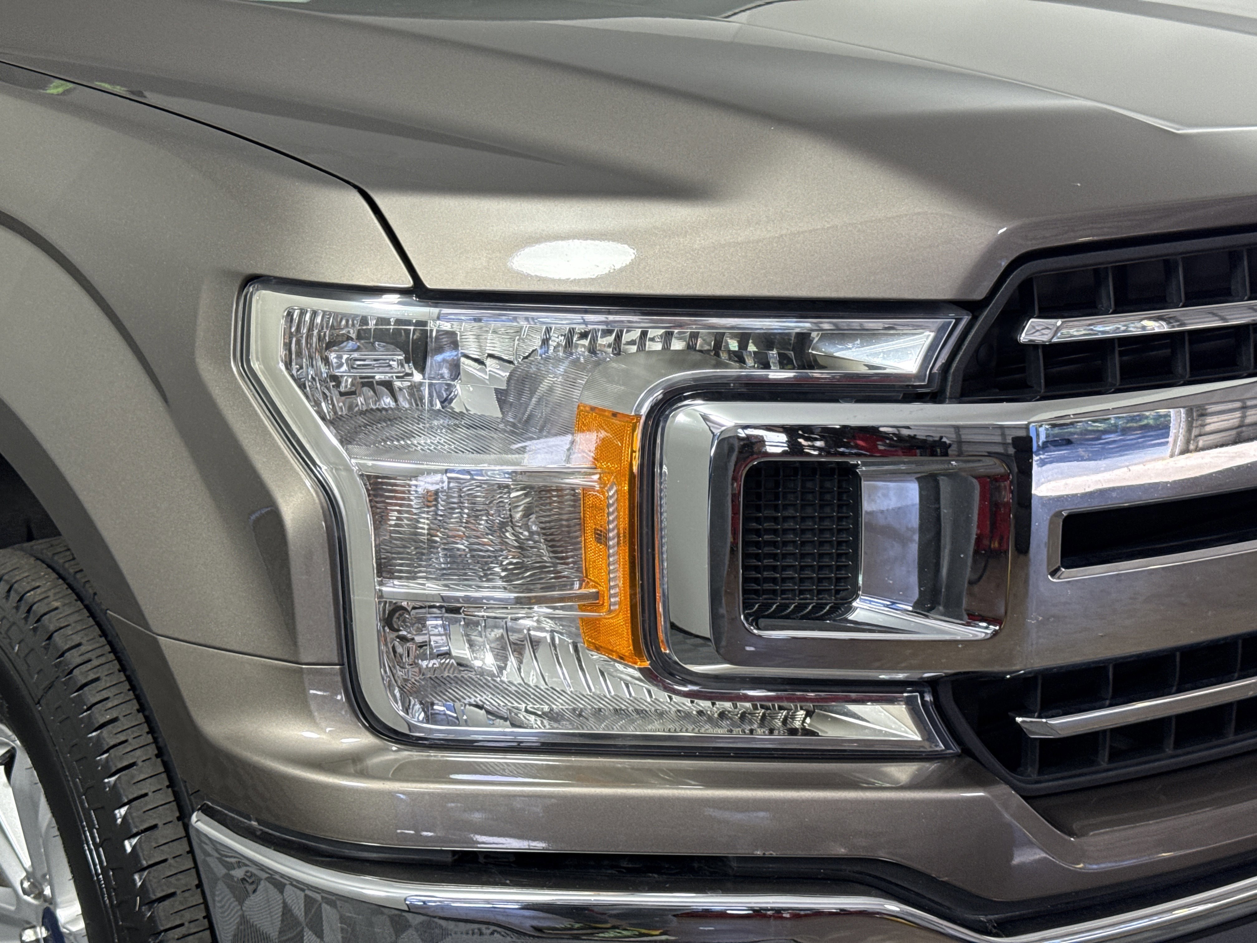 Certified 2019 Ford F150 XLT image 7