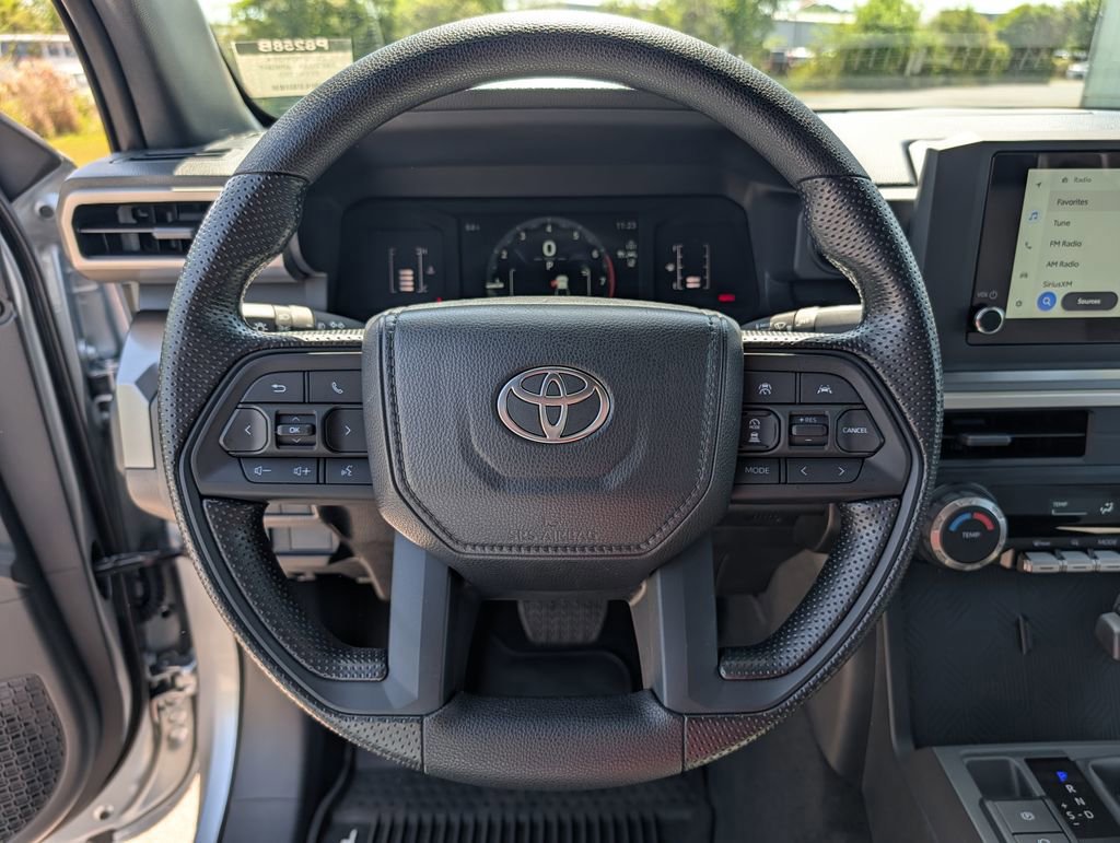 Used 2025 Toyota Tacoma SR5 AWD/4WD image 7
