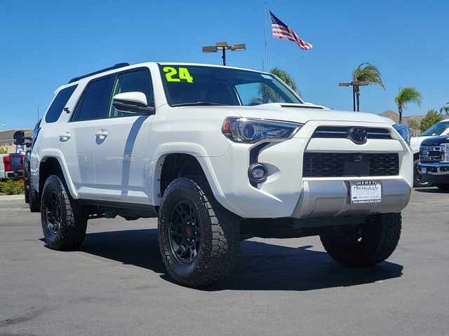 Used 2024 Toyota 4Runner TRD Off-Road Premium w/ Off Road Premium Plus Package AWD/4WD image 2