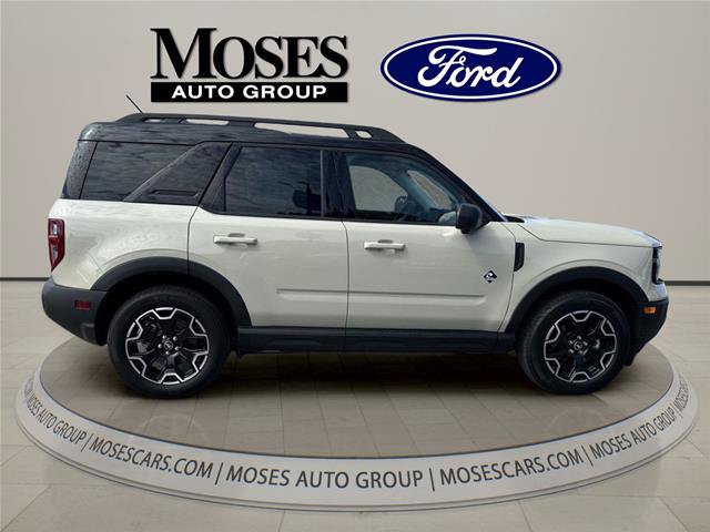 Certified 2025 Ford Bronco Sport Outer Banks w/ Outer Banks Tech Package+ AWD/4WD image 4