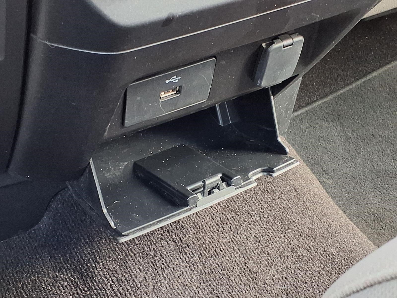 Certified 2018 Ford F150 XLT RWD image 20