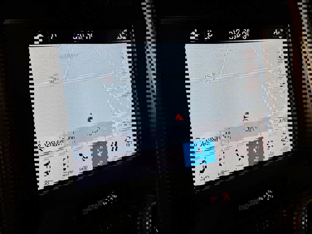 Certified 2017 Ford F150 Raptor w/ Equipment Group 802A Luxury image 27