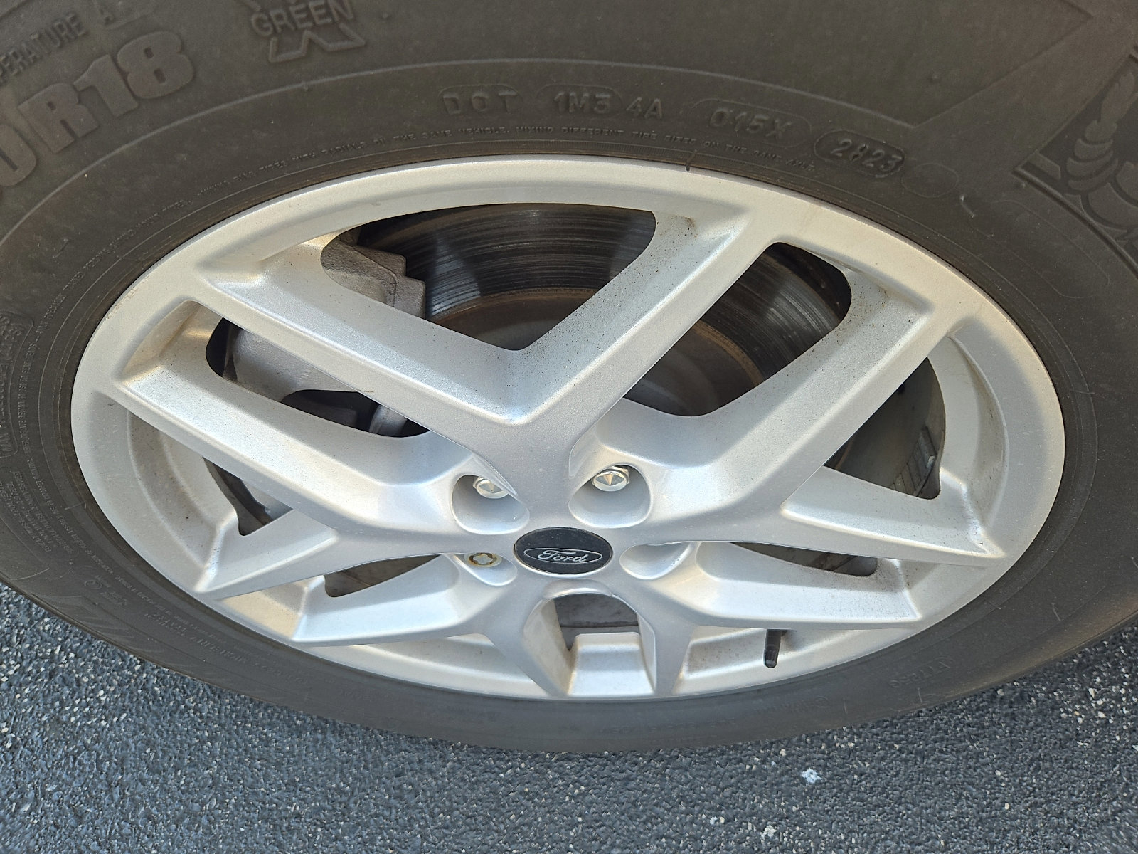 Certified 2024 Ford Edge SEL w/ Convenience Package AWD/4WD image 9