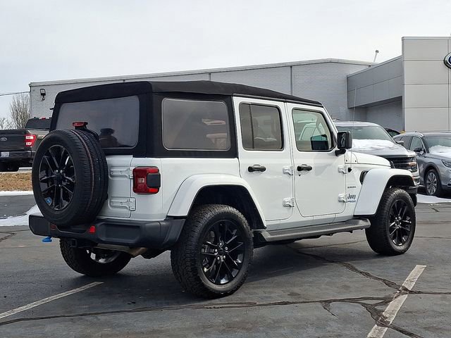 Used 2022 Jeep Wrangler Unlimited Sahara w/ Cold Weather Group image 4