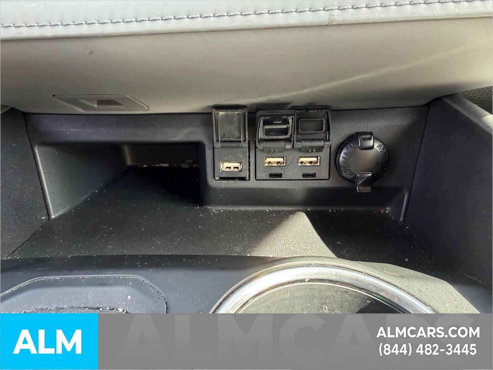 Used 2021 Toyota Highlander L AWD/4WD image 20